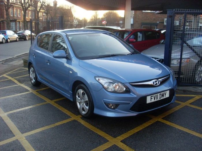 Hyundai i30 1.4 Classic 5dr Hatchback Petrol Blue