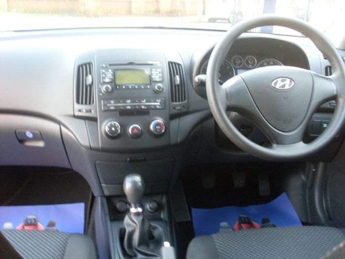 Hyundai i30 1.4 Classic 5dr Hatchback Petrol Blue
