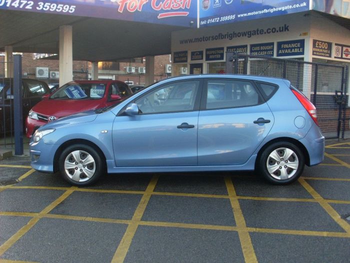 Hyundai i30 1.4 Classic 5dr Hatchback Petrol Blue