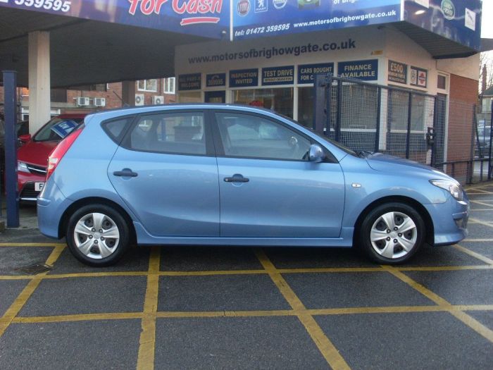 Hyundai i30 1.4 Classic 5dr Hatchback Petrol Blue