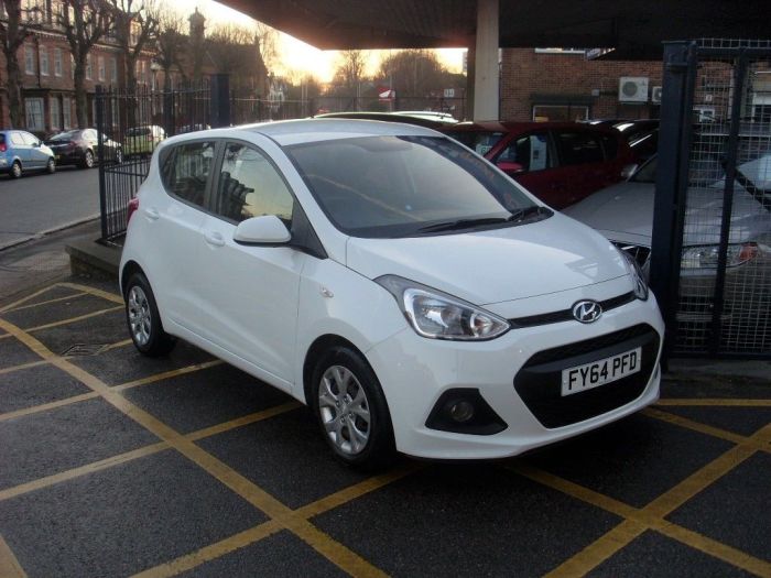Hyundai i10 1.0 SE 5dr Hatchback Petrol White