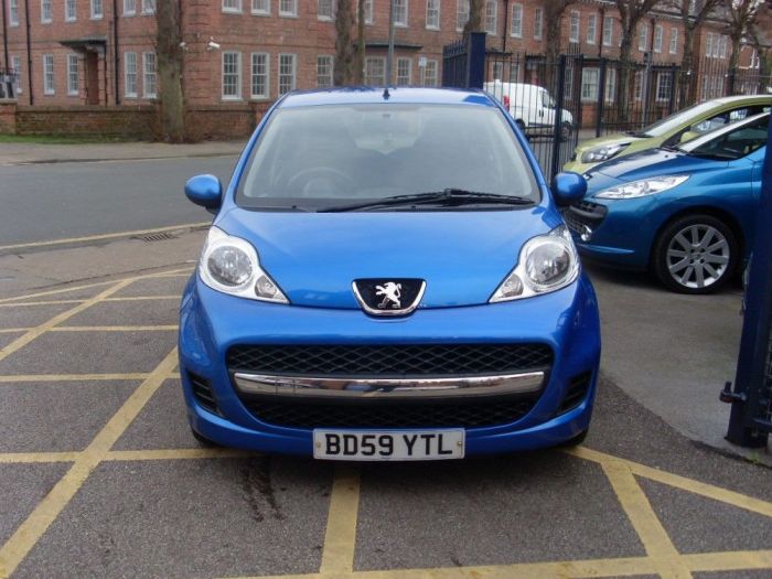 Peugeot 107 1.0 Urban 5dr Hatchback Petrol Vivid Blue