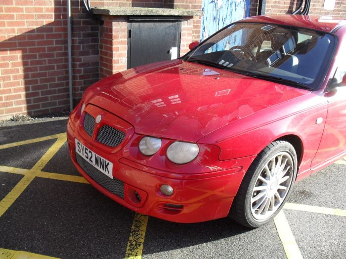MG ZT 2.5 190 + 4dr Saloon Petrol Red