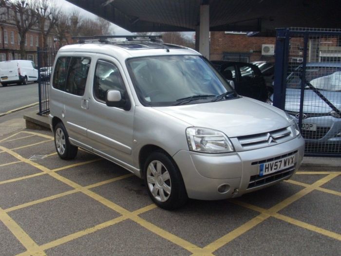 Citroen Berlingo Multispace 1.6 HDi 16V Desire 5dr MPV Diesel Silver