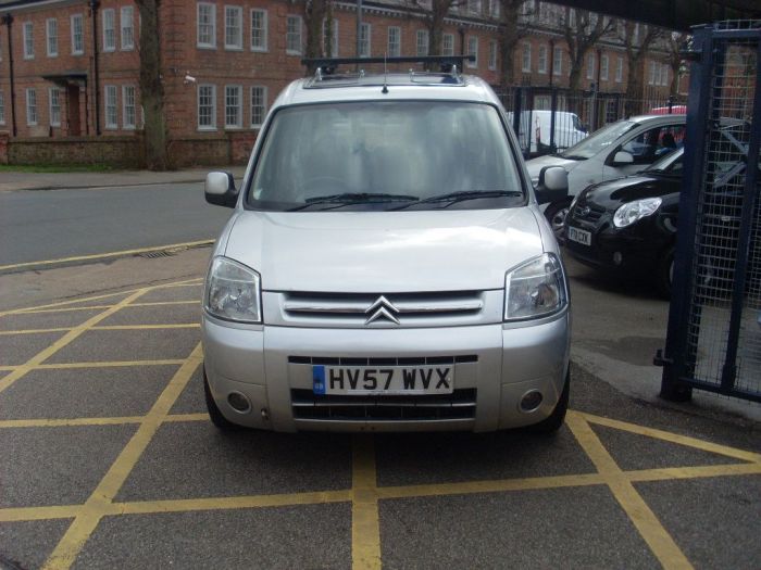 Citroen Berlingo Multispace 1.6 HDi 16V Desire 5dr MPV Diesel Silver
