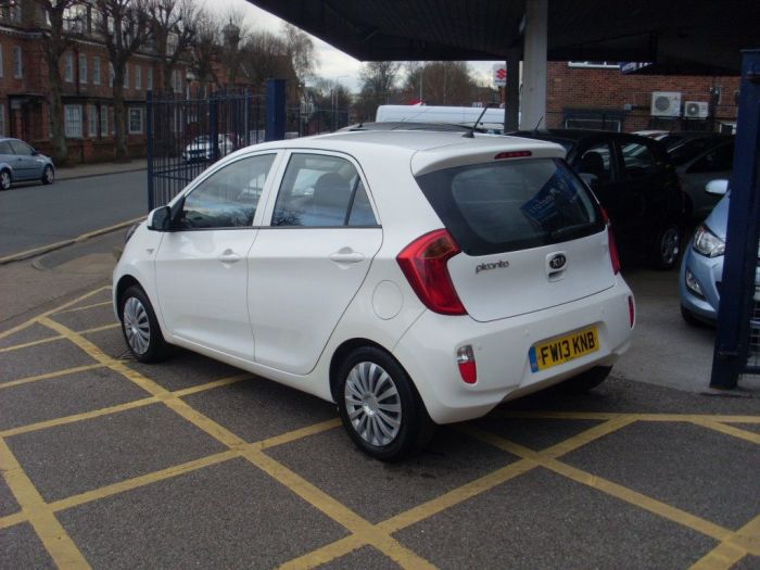 Kia Picanto 1.0 1 5dr Hatchback Petrol White