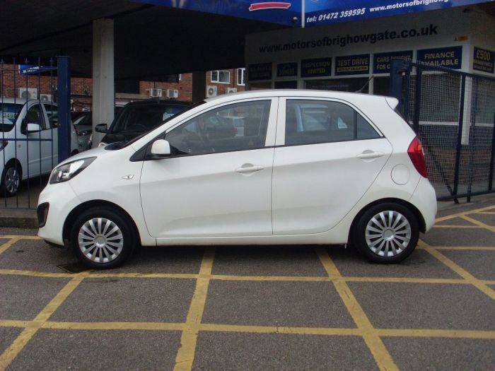 Kia Picanto 1.0 1 5dr Hatchback Petrol White