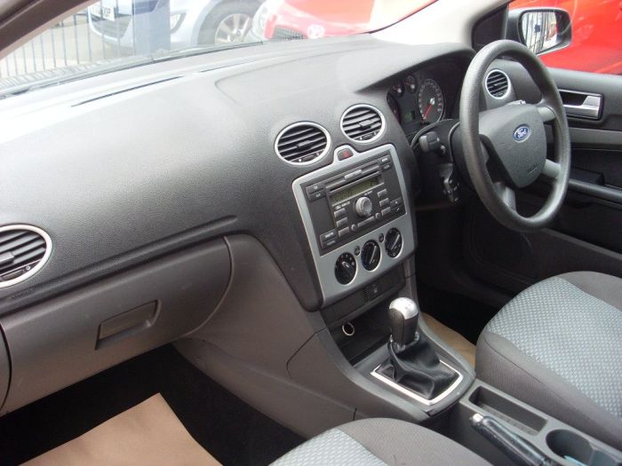 Ford Focus 1.6 TDCi LX 5dr Hatchback Diesel Black