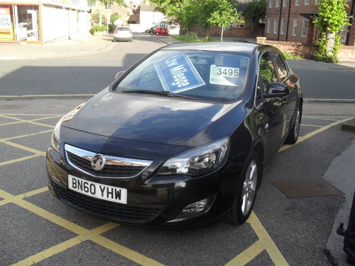 Vauxhall Astra 1.6i 16V SRi 5dr Hatchback Petrol Black