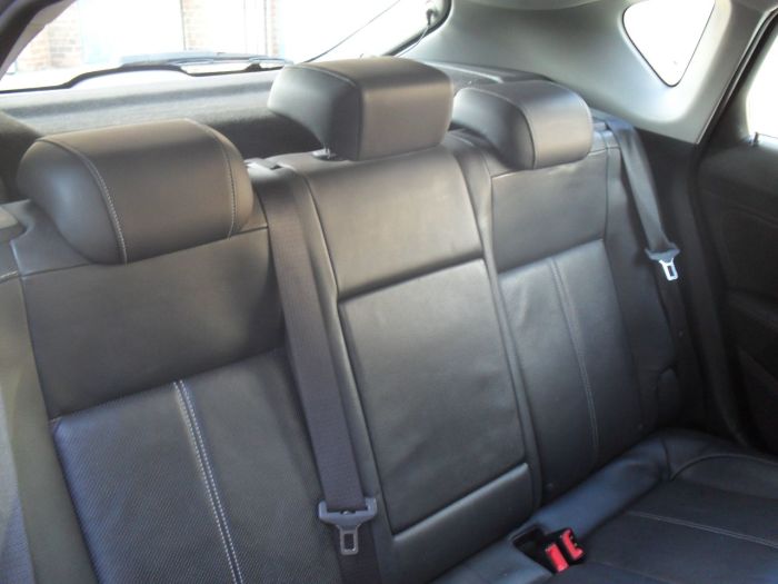 Vauxhall Astra 1.6i 16V SRi 5dr Hatchback Petrol Black