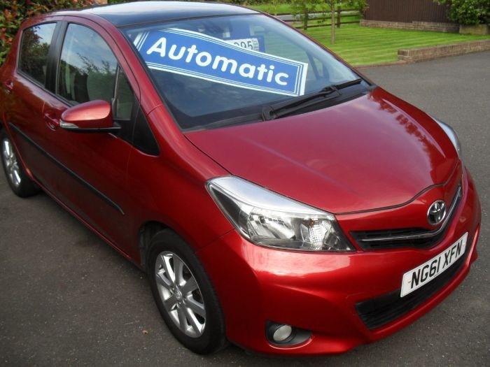 Toyota Yaris 1.33 VVT-i T Spirit 5dr Multidrive S Hatchback Petrol Red Met