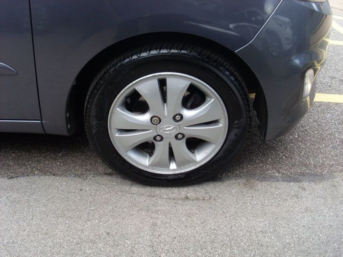 Hyundai i10 1.2 Active 5dr Hatchback Petrol Grey