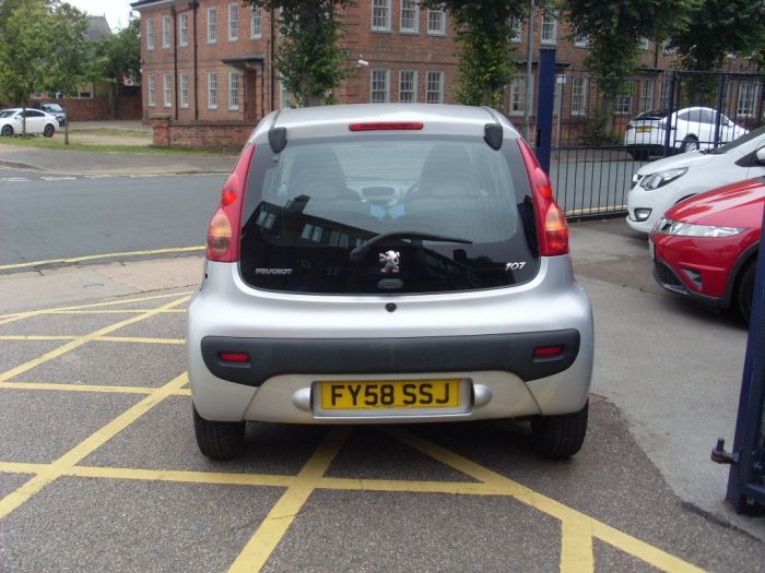 Peugeot 107 1.0 Urban Move 5dr Hatchback Petrol Silver