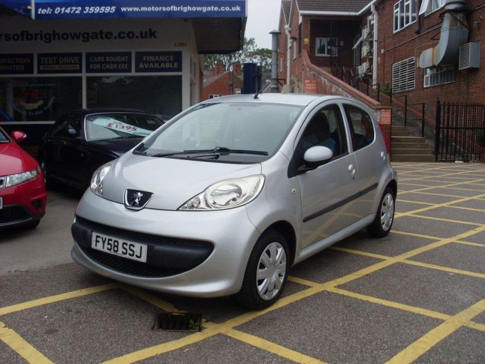 Peugeot 107 1.0 Urban Move 5dr Hatchback Petrol Silver
