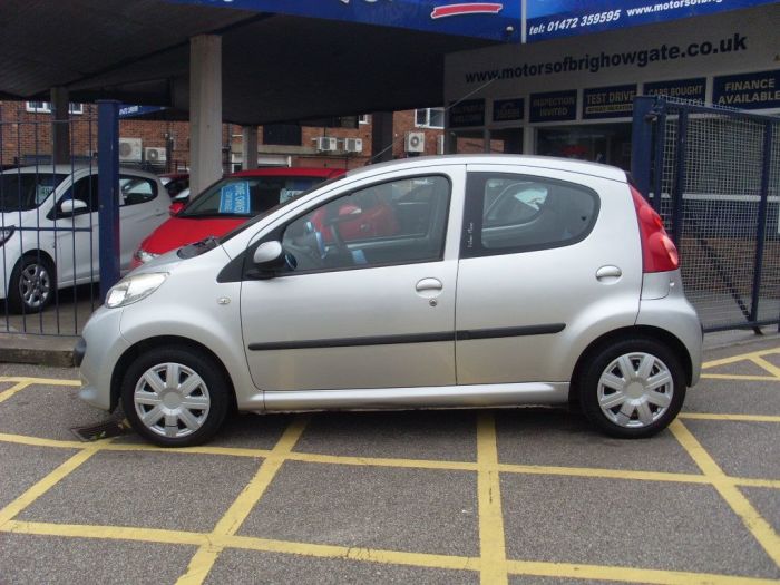 Peugeot 107 1.0 Urban Move 5dr Hatchback Petrol Silver