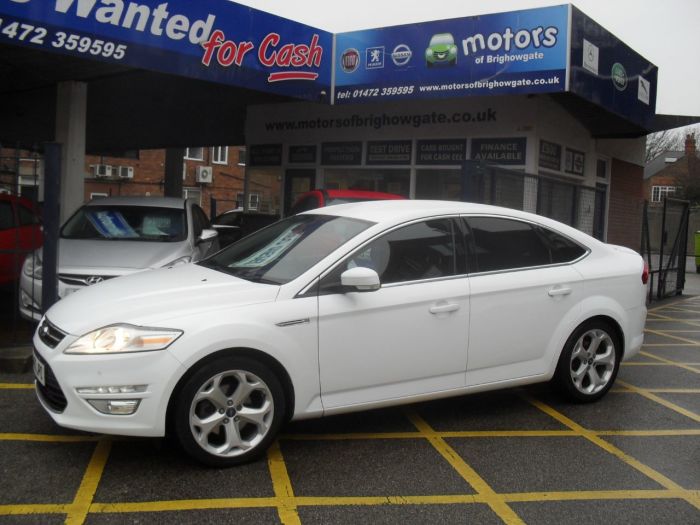 Ford Mondeo 2.0 TDCi Titanium 5dr Hatchback Diesel White