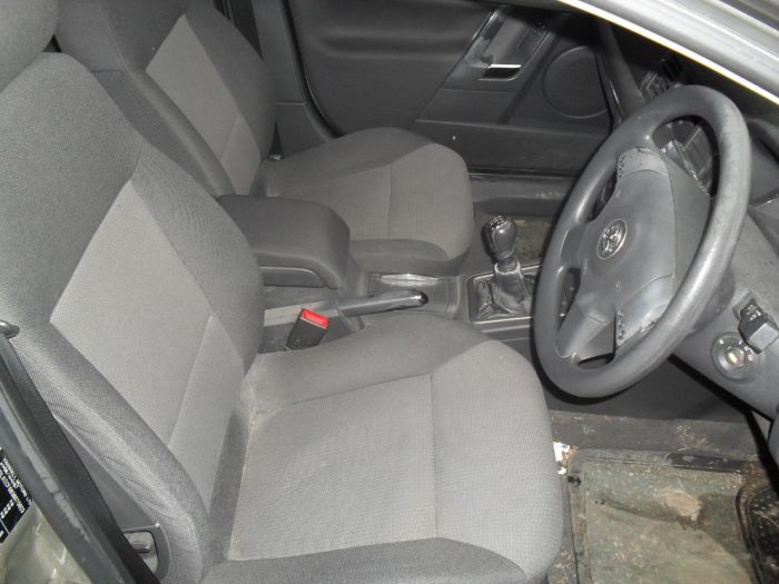 Vauxhall Vectra 1.8i LS 5dr Hatchback Petrol Silver