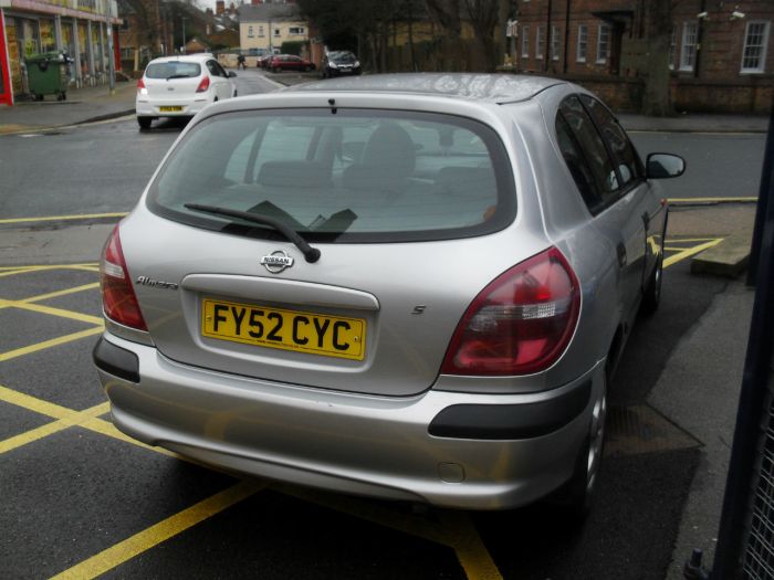 Nissan almera 1.5 s 5dr hatchback #3