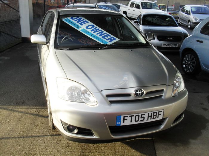 Toyota Corolla 1.4 VVT-i Colour Collection 5dr Hatchback Petrol Silver Fern