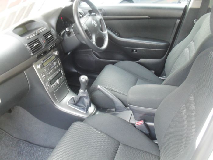 Toyota Avensis 2.0 D-4D T3-X 5dr Hatchback Diesel Silver Fern