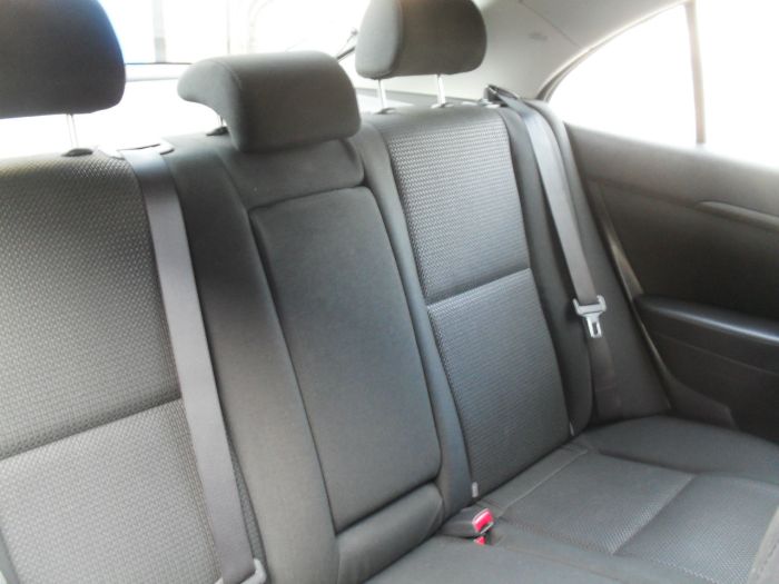 Toyota Avensis 2.0 D-4D T3-X 5dr Hatchback Diesel Silver Fern