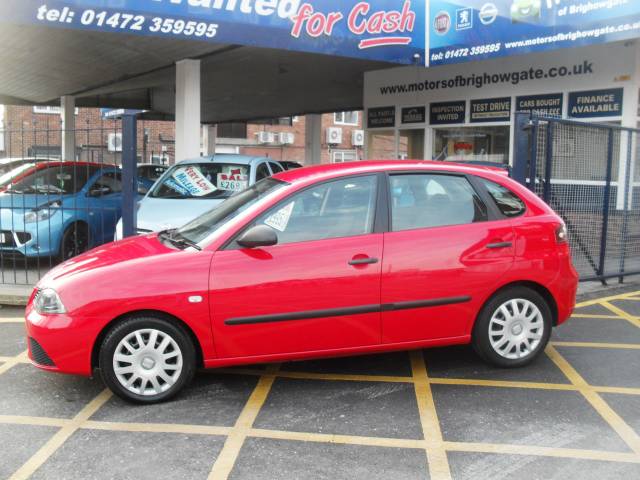 SEAT Ibiza 1.2 Reference 5dr Hatchback Petrol Red