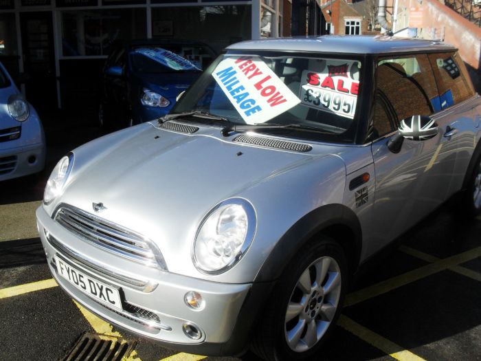 Mini Hatchback 1.6 3dr Hatchback Petrol Silver Met