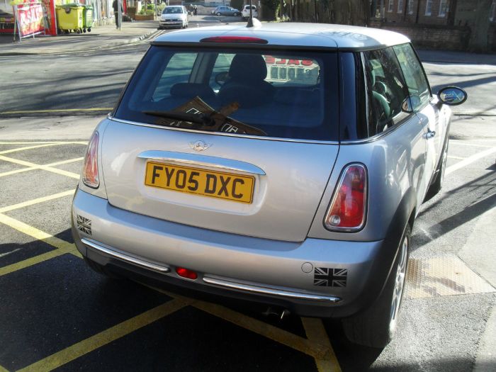 Mini Hatchback 1.6 3dr Hatchback Petrol Silver Met
