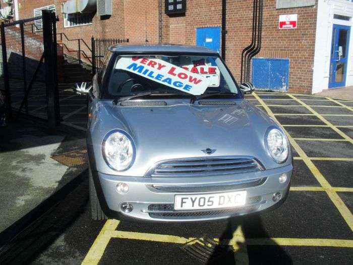 Mini Hatchback 1.6 3dr Hatchback Petrol Silver Met
