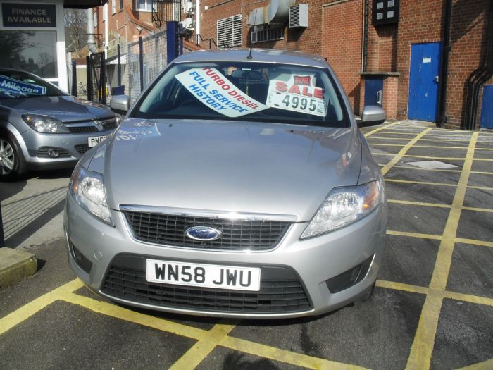 Ford Mondeo 2.0 TDCi Edge 5dr Hatchback Diesel Silver
