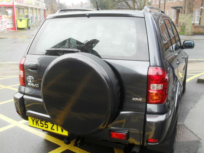 Toyota Rav4 2.0 XT-R 5dr Estate Petrol Grey Met