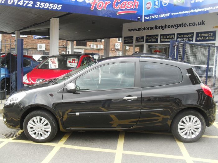 Renault Clio 1.2 TCE I-Music 3dr Hatchback Petrol Black