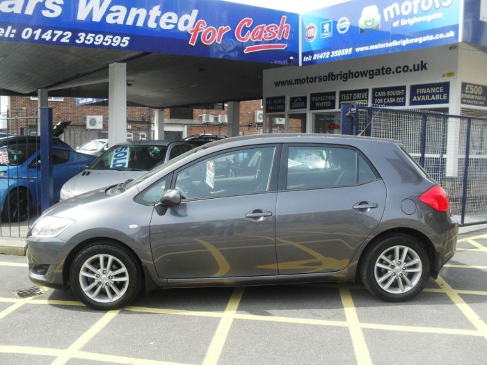 Toyota Auris 1.4 D-4D TR 5dr Hatchback Diesel Grey