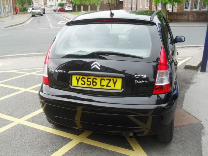 Citroen C3 1.4i Desire 5dr Hatchback Petrol Black