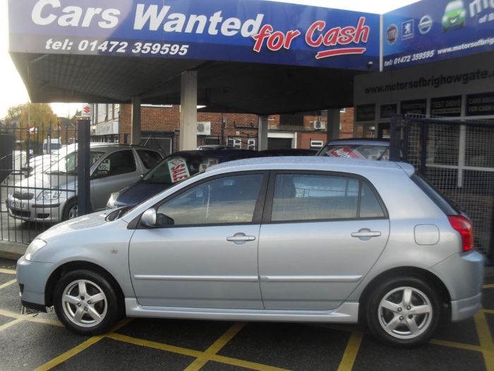 Toyota Corolla 1.4 D-4D Colour Collection 5dr Hatchback Diesel Blue Met