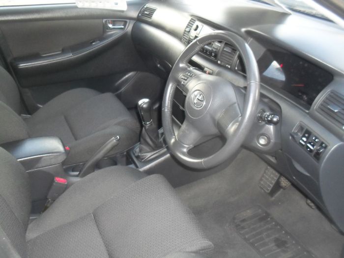 Toyota Corolla 1.4 D-4D Colour Collection 5dr Hatchback Diesel Blue Met