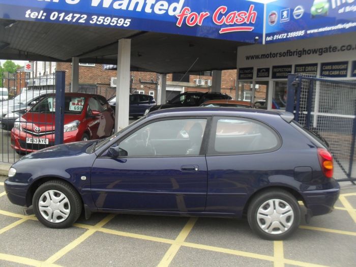 Toyota Corolla 1.4 VVTi GS 3dr Hatchback Petrol Blue