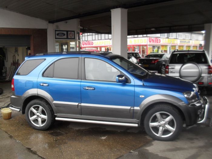 Kia Sorento 2.5 CRDi XT 5dr Auto Hatchback Diesel Blue