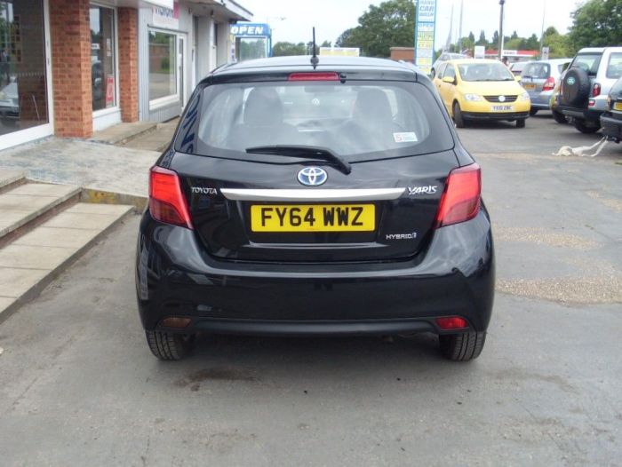 Toyota Yaris 1.5 Hybrid Icon 5dr CVT Hatchback Petrol / Electric Hybrid Black
