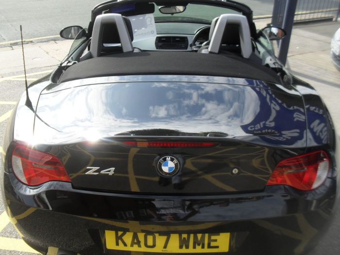 BMW Z4 2.0i SE 2dr Convertible Petrol Black