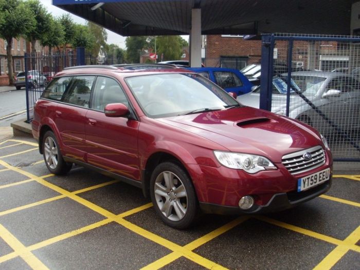Subaru Outback 2.0D RE Outback 5dr Estate Diesel Merlot Red Pearl