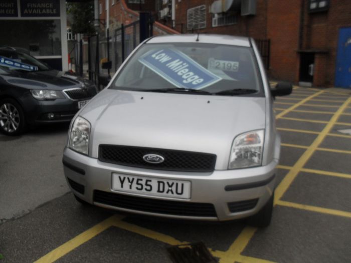 Ford Fusion 1.4 2 5dr Hatchback Petrol Silver