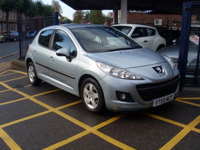Peugeot 207 1.4 Verve 5dr Hatchback Petrol Silver Blue Metallic