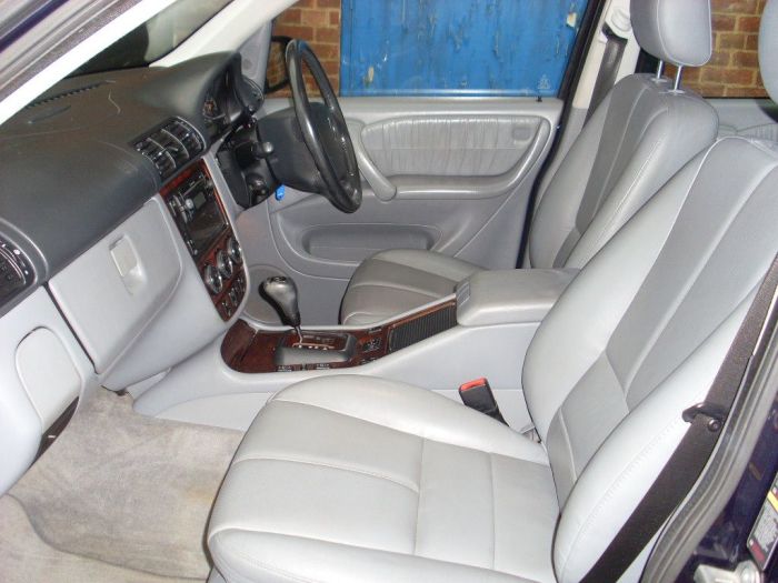 Mercedes-Benz M Class 2.7 ML270 CDI 5dr Tip Auto Estate Diesel Blue