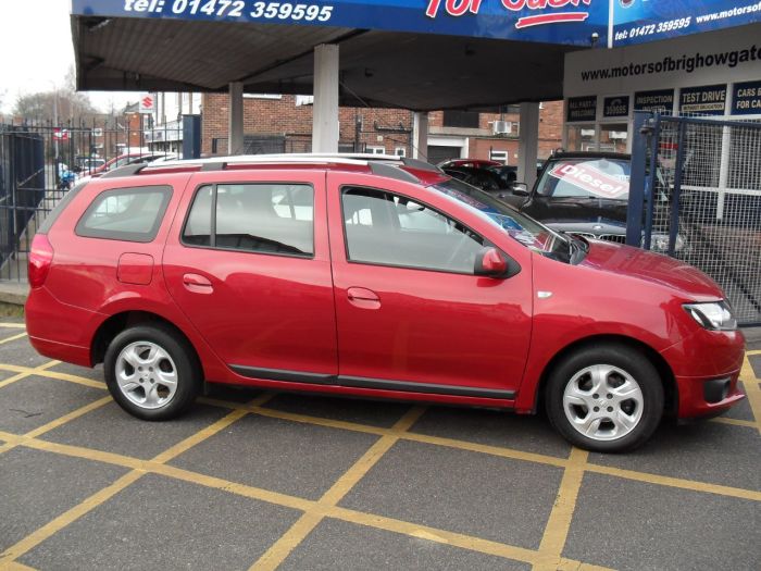 Dacia Logan 1.5 dCi Laureate 5dr Estate Diesel Red Mettalic