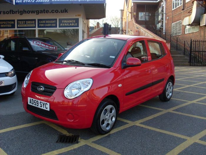 Kia Picanto 1.1 Strike 5dr Hatchback Petrol Bright Red