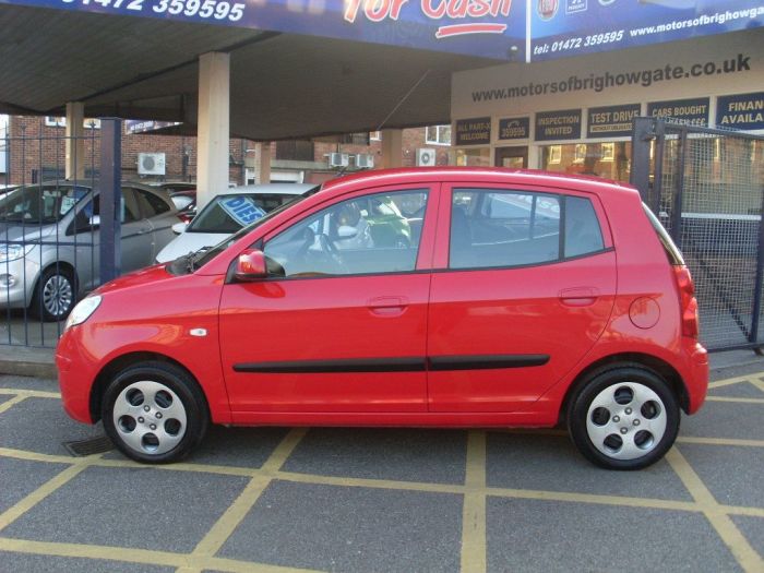 Kia Picanto 1.1 Strike 5dr Hatchback Petrol Bright Red