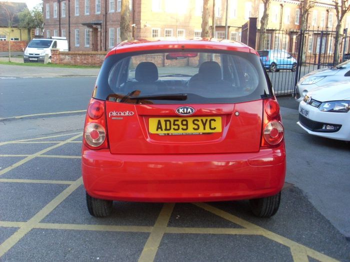 Kia Picanto 1.1 Strike 5dr Hatchback Petrol Bright Red