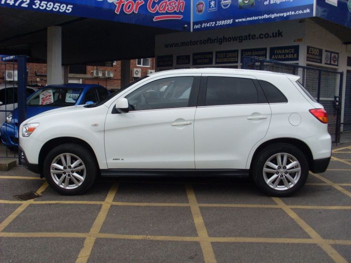 Mitsubishi ASX 1.6i 4 ClearTec 5dr Hatchback Petrol White