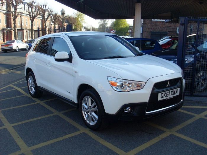 Mitsubishi ASX 1.6i 4 ClearTec 5dr Hatchback Petrol White